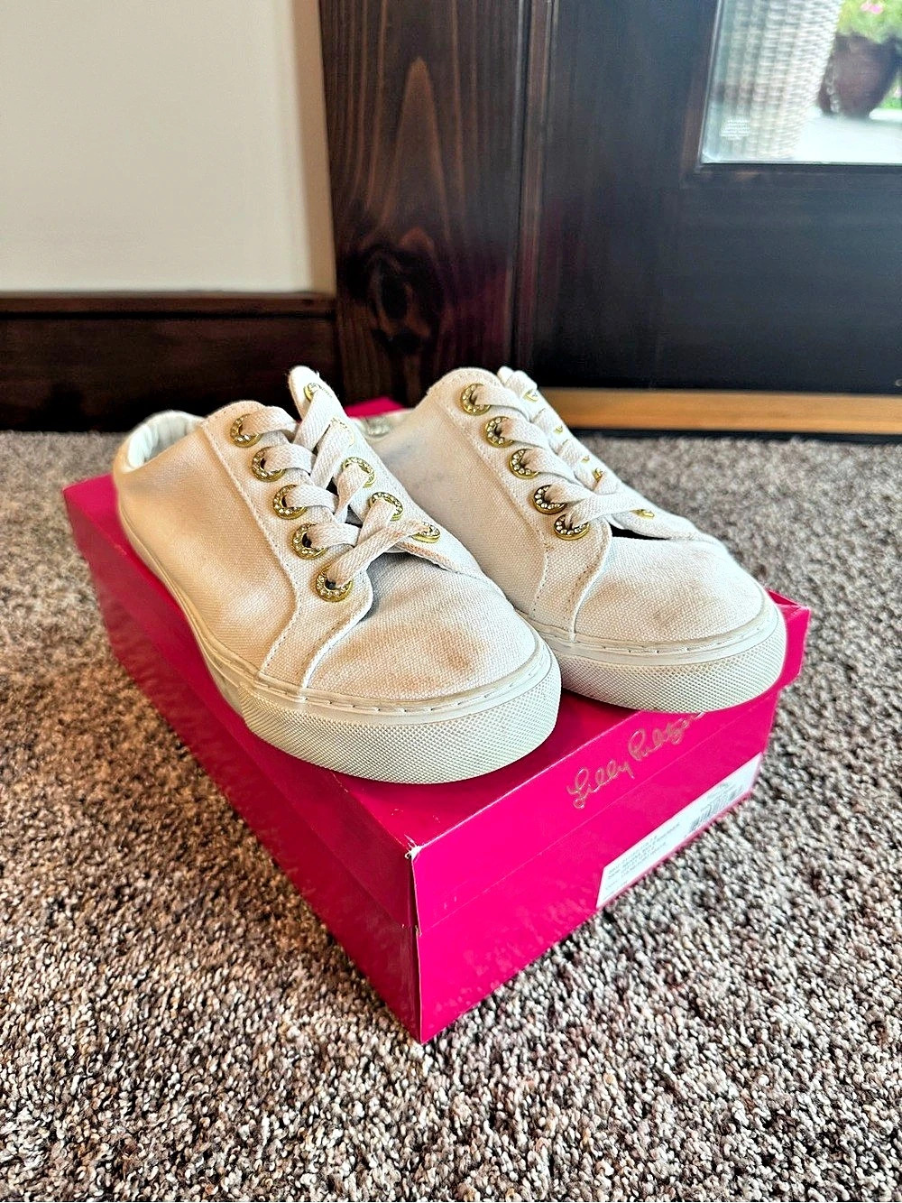 Lilly Pulitzer White Sneakers US 7.5 NWT